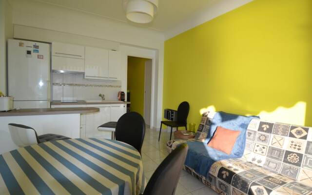 Superb apartment 4 persons with amazing Sea View in Villefranche-sur-Mer