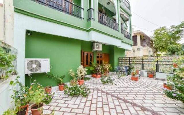 OYO 17340 Home Lively Stay Jawahar Nagar