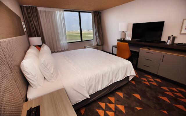Wyndham Houston Hobby Airport