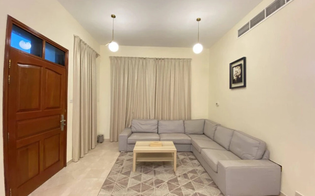 LuxBnB 3BD Villa Mirdif Newly Furnished