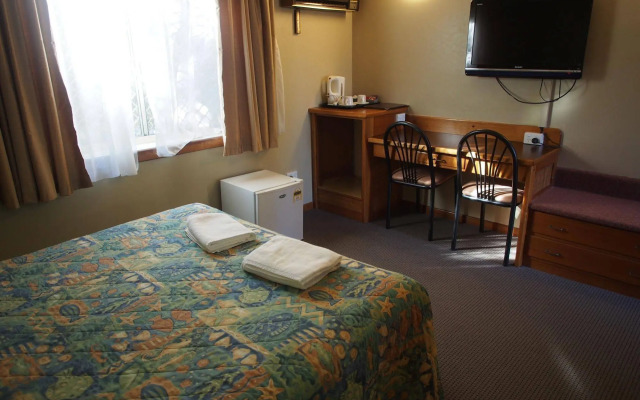 The Ascot Motel