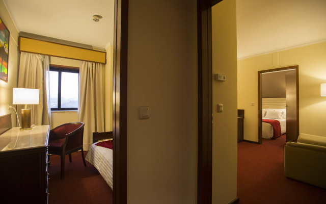 Hotel Mira Corgo