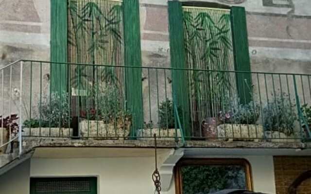 Chambre Bounty cuisine privée, salle d'eau, terrasse, garage