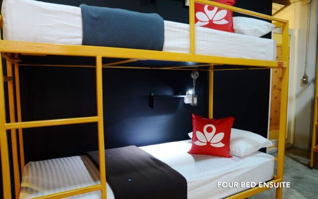 ZEN Hostel Silom 14