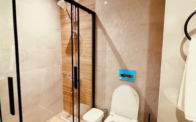 Elite Luxury Suites at Diamond in City