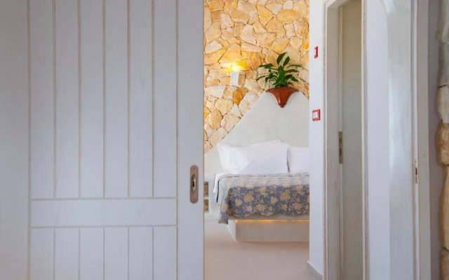 Starlight Luxury Seaside Villa & Suites