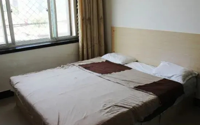 Bazhou Ruisheng Hotel