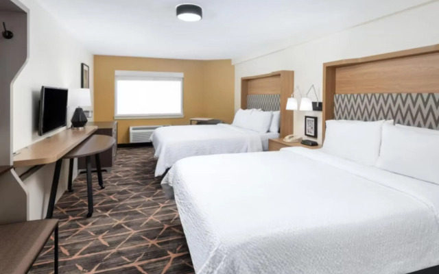 Holiday Inn Redding by IHG