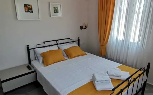 Zeus Kir Evi