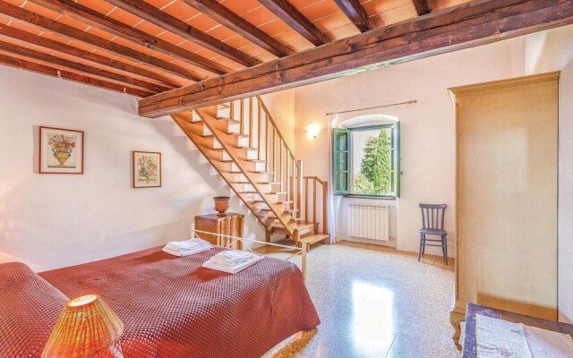 Awesome Home in Arezzo With 6 Bedrooms, Wifi and Outdoor Swimming Pool