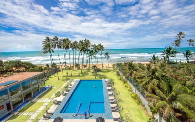 Club Waskaduwa Beach Resort & Spa
