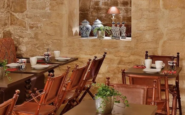 Hôtel R. Kipling by Happyculture
