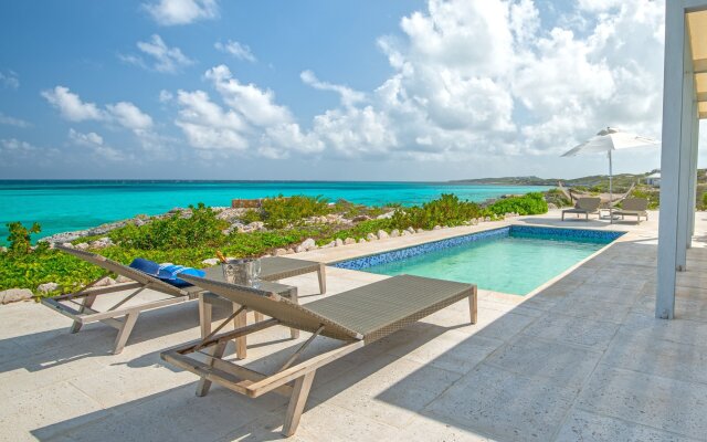 Sailrock South Caicos - Oceanview Villas & Suites