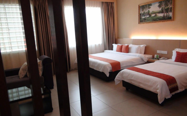 Paragon Lutong Hotel
