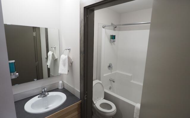 Apex Lodge - 8 Studio Bedroom 1 Bathroom Hotel Room