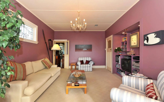 Shelbourne Villa