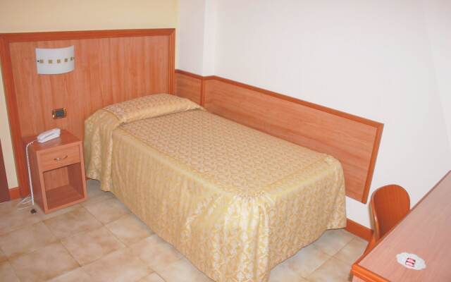 Piccolo Hotel