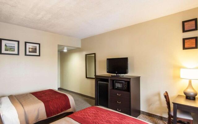 Quality Inn Hayti North