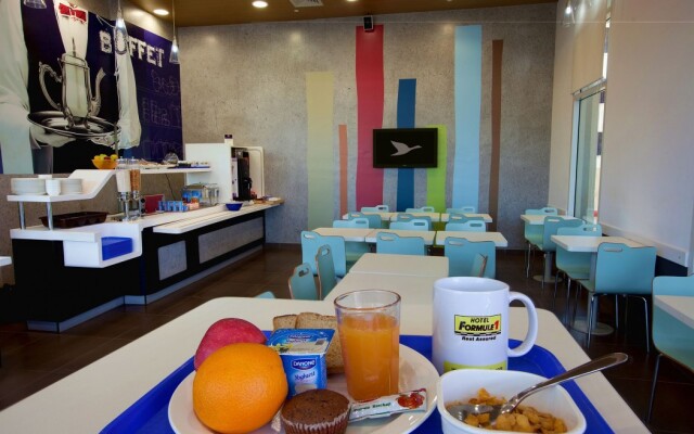 Hotel Caspia Pro Greater Noida
