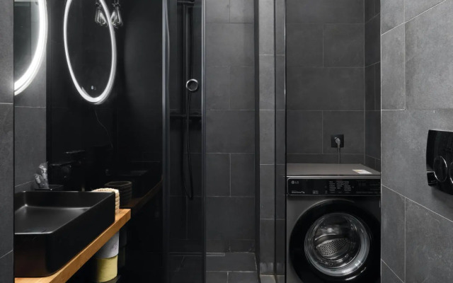 Апартаменты на Октябрьской набережной 44