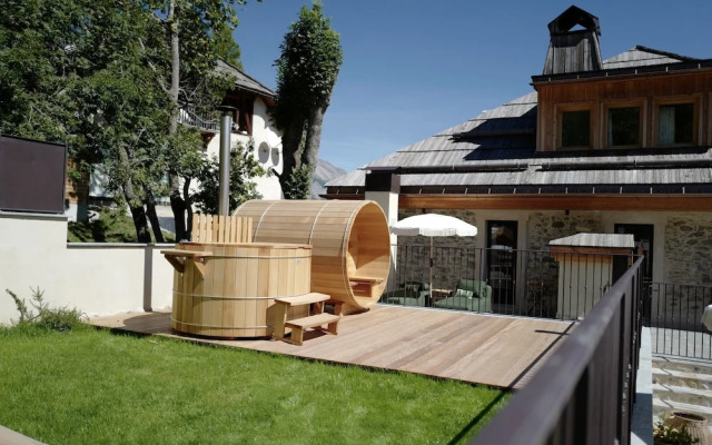 Hotel Le Prieure - 1500m