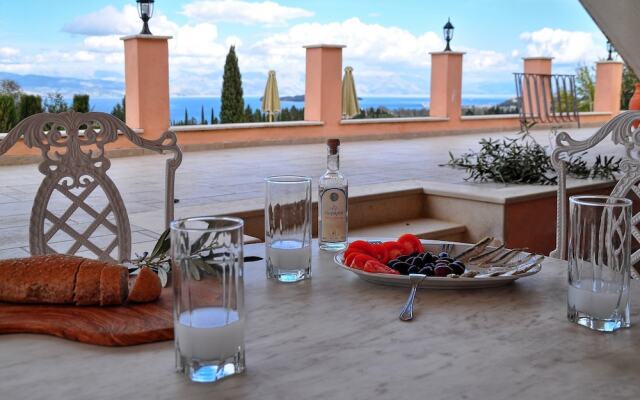 Luxury Villa in Corfu