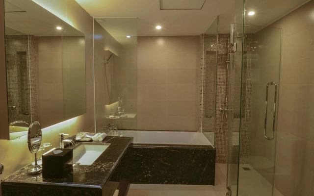 Aristo International Hotel