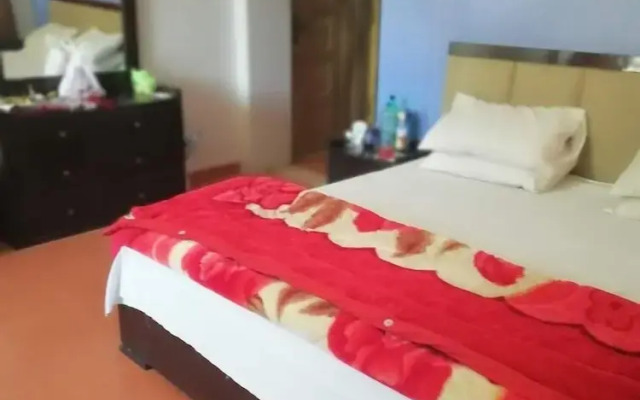 Centurian Hotel Naran