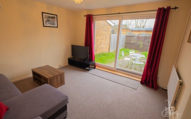 Canterbury Cosy Home