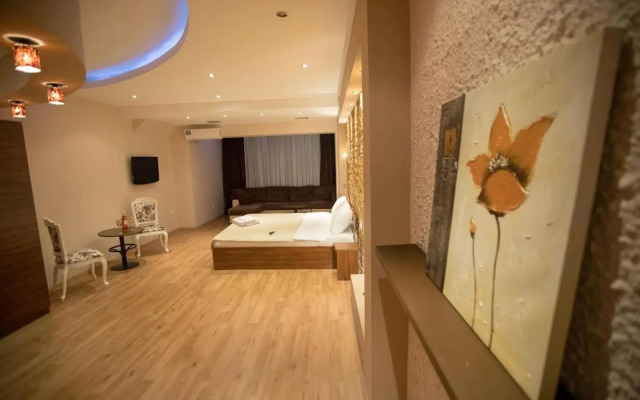 Taurus apartment 1