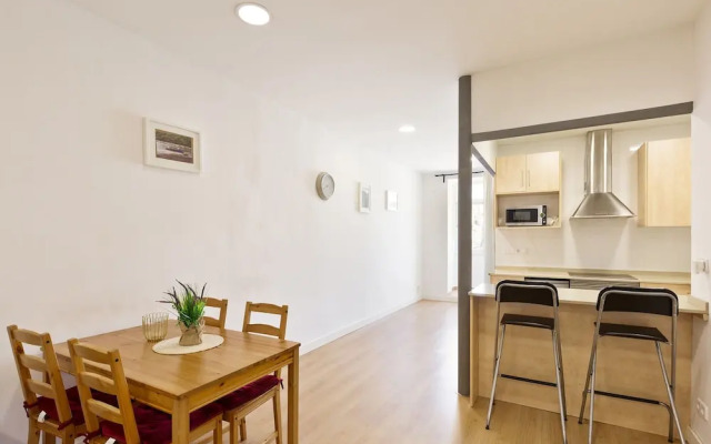 Stay U-nique Apartments Urgell