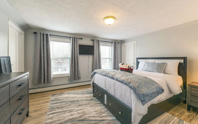 Home Near Skiing & Downtown Worcester