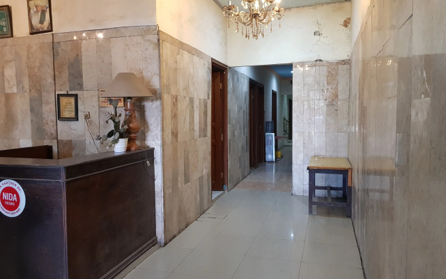Hotel Alifah 2 by ZUZU