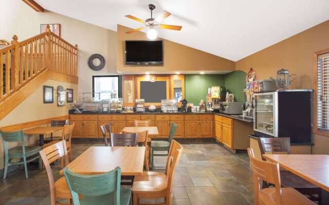 AmericInn by Wyndham Ankeny/Des Moines