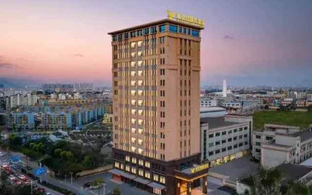 Vienna International Hotel (Huizhou Boluo Shiwan Branch)