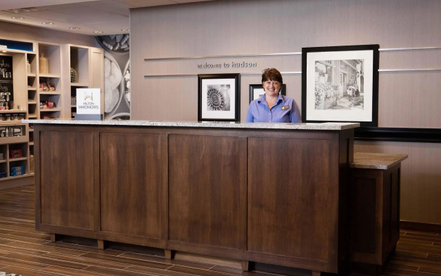Hampton Inn & Suites Hudson