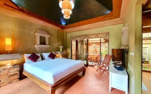 Balinese Pool Villa in Rawai