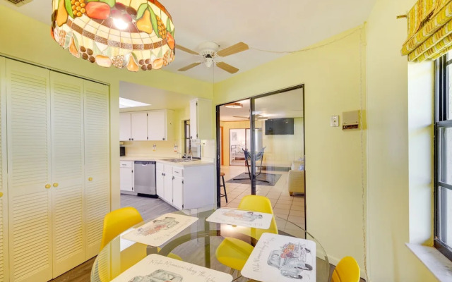 Family-friendly Home on Lake Tulane: Great Views!