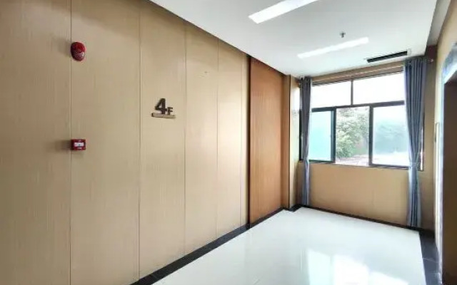 Fuyoupeng Hotel