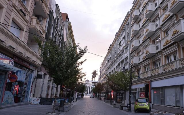Alexandar Square Apartments