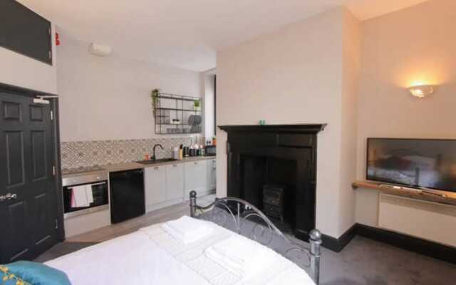 Central Bristol Bohemian Studio