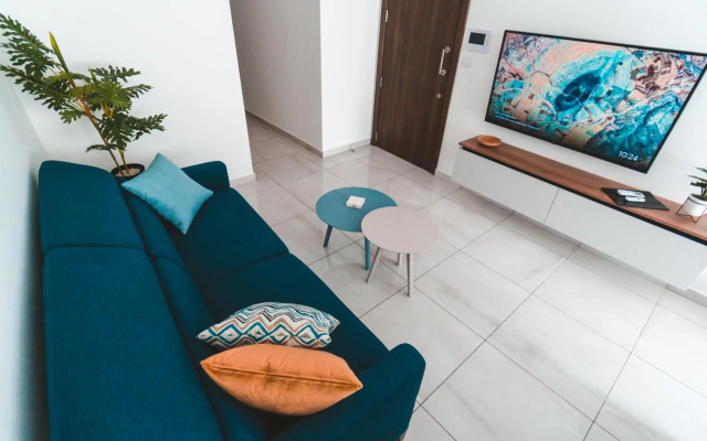 Ideal Location, Stylish 1BR Apartment with Free Parking