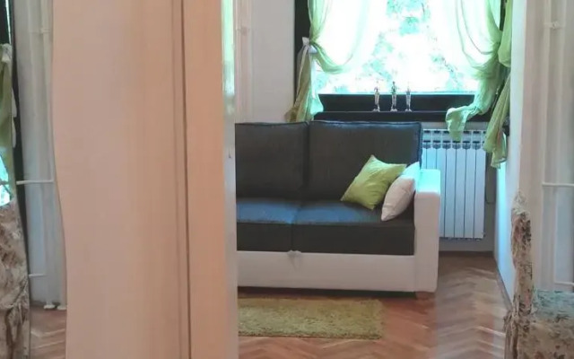 Apartment Folka