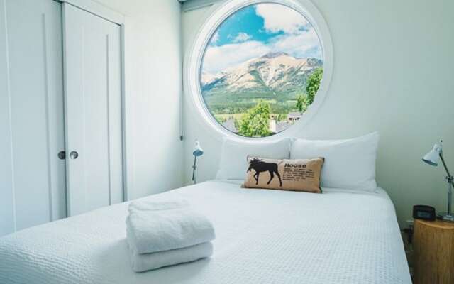 Basecamp Resorts Canmore