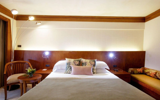 Safari Beach Hotel