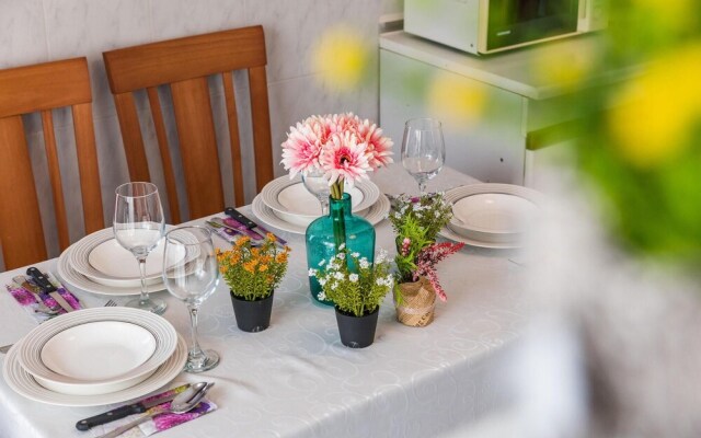 Nice Home in Kastelir With Wifi and 2 Bedrooms