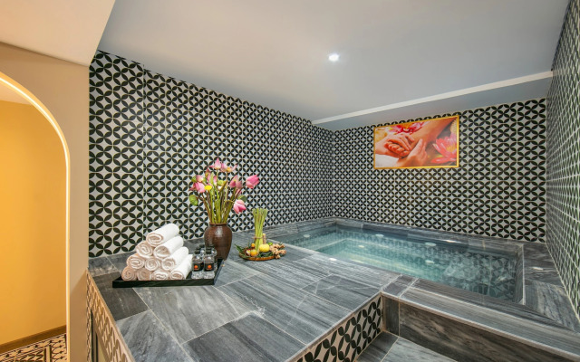 Grand Sunrise Palace Hoi An