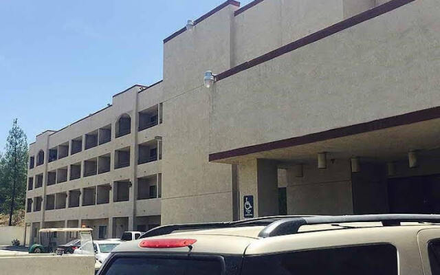 San Bernandino Inn & Suites