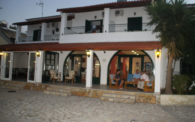Akti Panela Beach Hotel