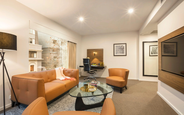 Hotel Indigo Melbourne on Flinders by IHG